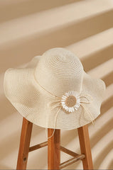 Neutral Wavy Wide Brim Straw Hat
