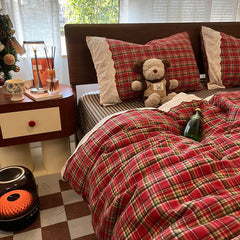 INS Girls Retro Red Grid Bedding Sets 2025 New Lace Bed Sheet Set Women Plaid Queen Size Duvet Cover Sets With Pillowcases