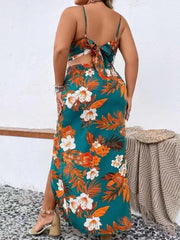 Plus Size Printed V-neck Pleated Slit Skirt