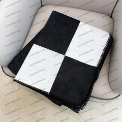Winter Warm Blankets for Beds Sofa Plaid H Blanket Brand Designer Blanket Fleece Knitted Nap Throw Blanket Soft Wool Scarf Shawl