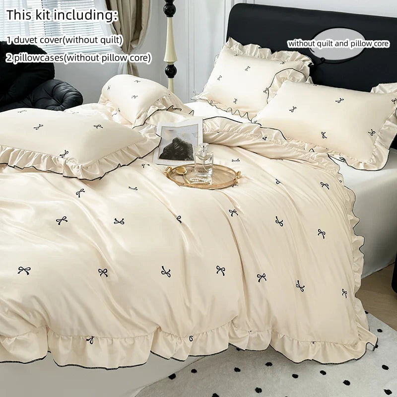 3pcs  Korean lace Duvet Cover Set (1*Duvet Cover + 2*Pillowcase, Without Core), Black dot print print Bedding Set
