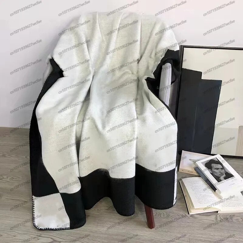 Winter Warm Blankets for Beds Sofa Plaid H Blanket Brand Designer Blanket Fleece Knitted Nap Throw Blanket Soft Wool Scarf Shawl