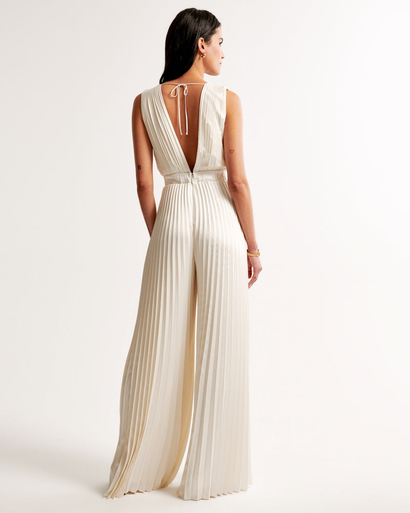 V-neck Tie Backless Pleated Jumpsuit