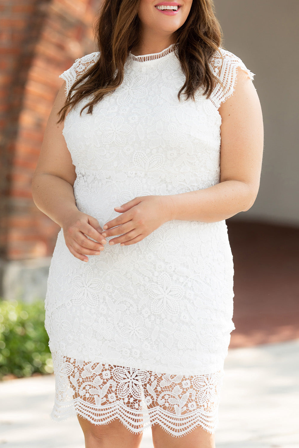 White Plus Size Lace Cap Sleeves Bodycon Midi Dress