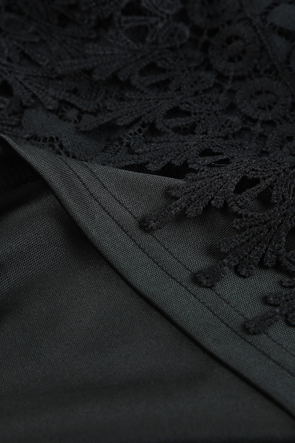 Black Round Neck Short Sleeve Loose Lace Dress