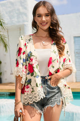 Beige Floral Print Scalloped Lace Splicing Kimono