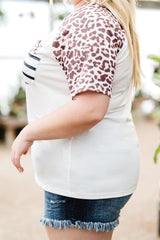 White Plus Size Double Pocket Top