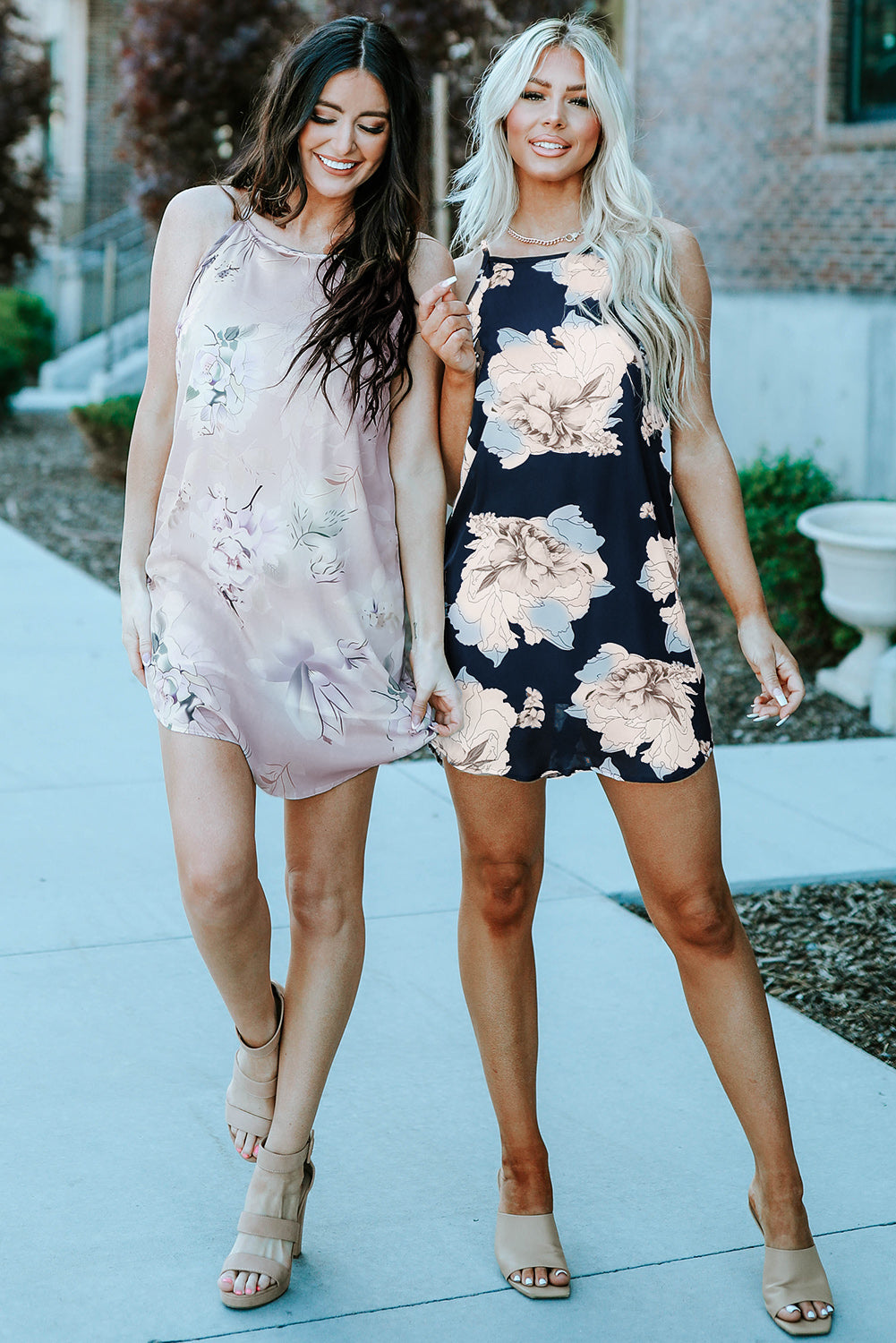 BloAmicgng Peony Print Navy Sleeveless Dress