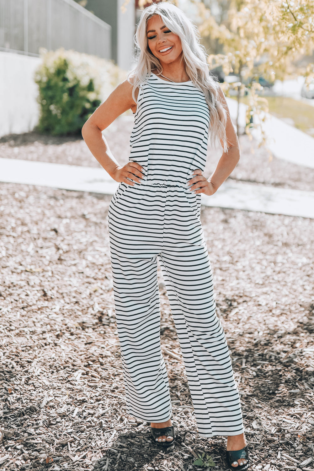 White Striped Print Pocketed Sleeveless Jumpsuit