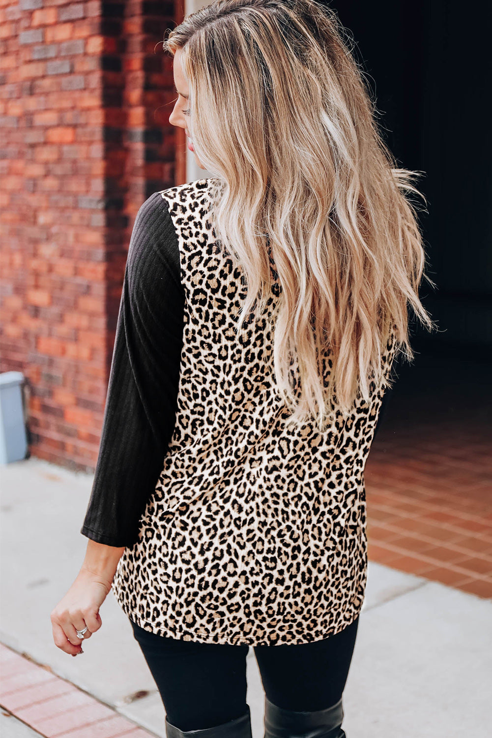 Leopard Choker Crisscross Contrast 3/4 Sleeve Leopard Print Top