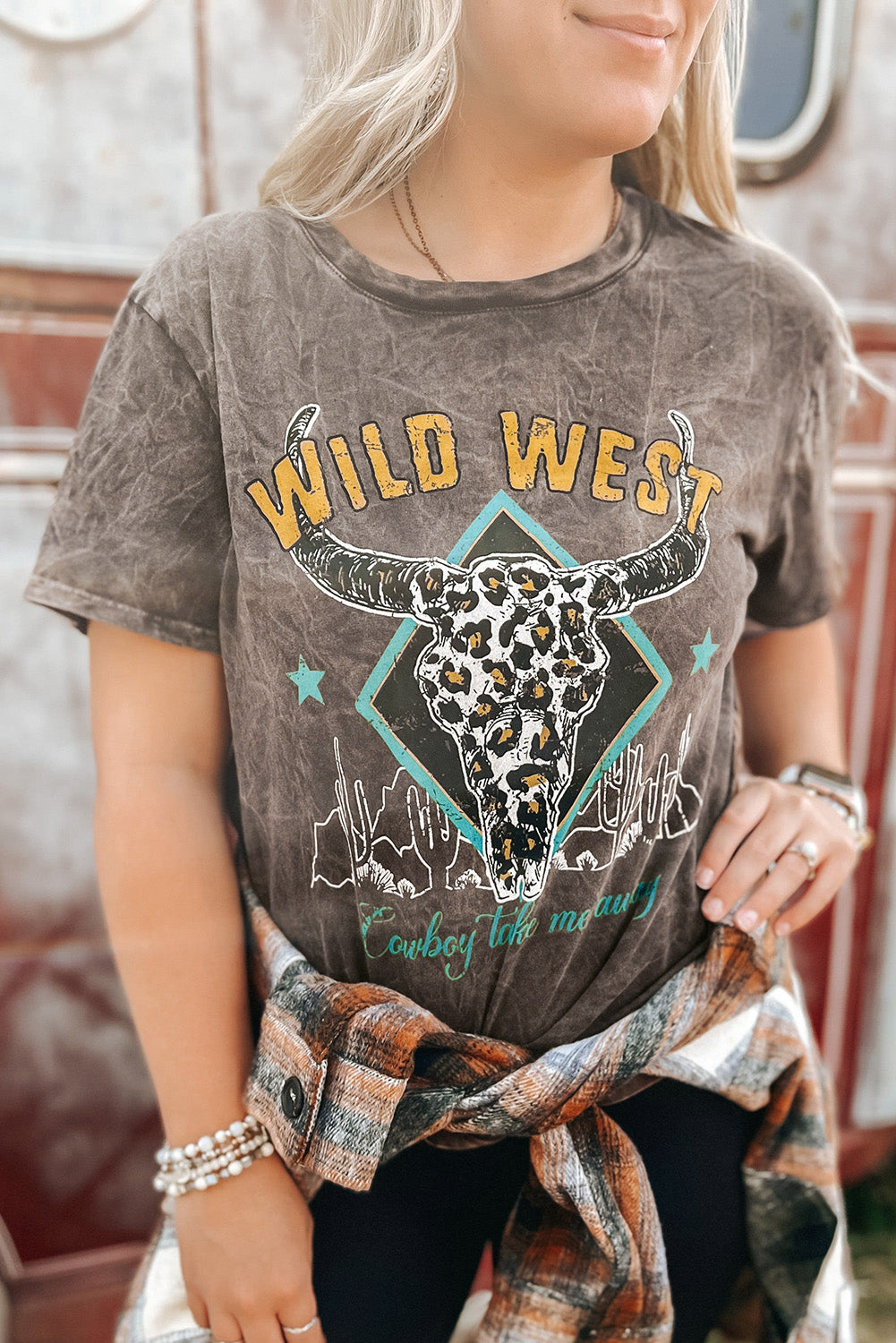 Brown Vintage Bull Head Graphic Western Fashion T Shirt