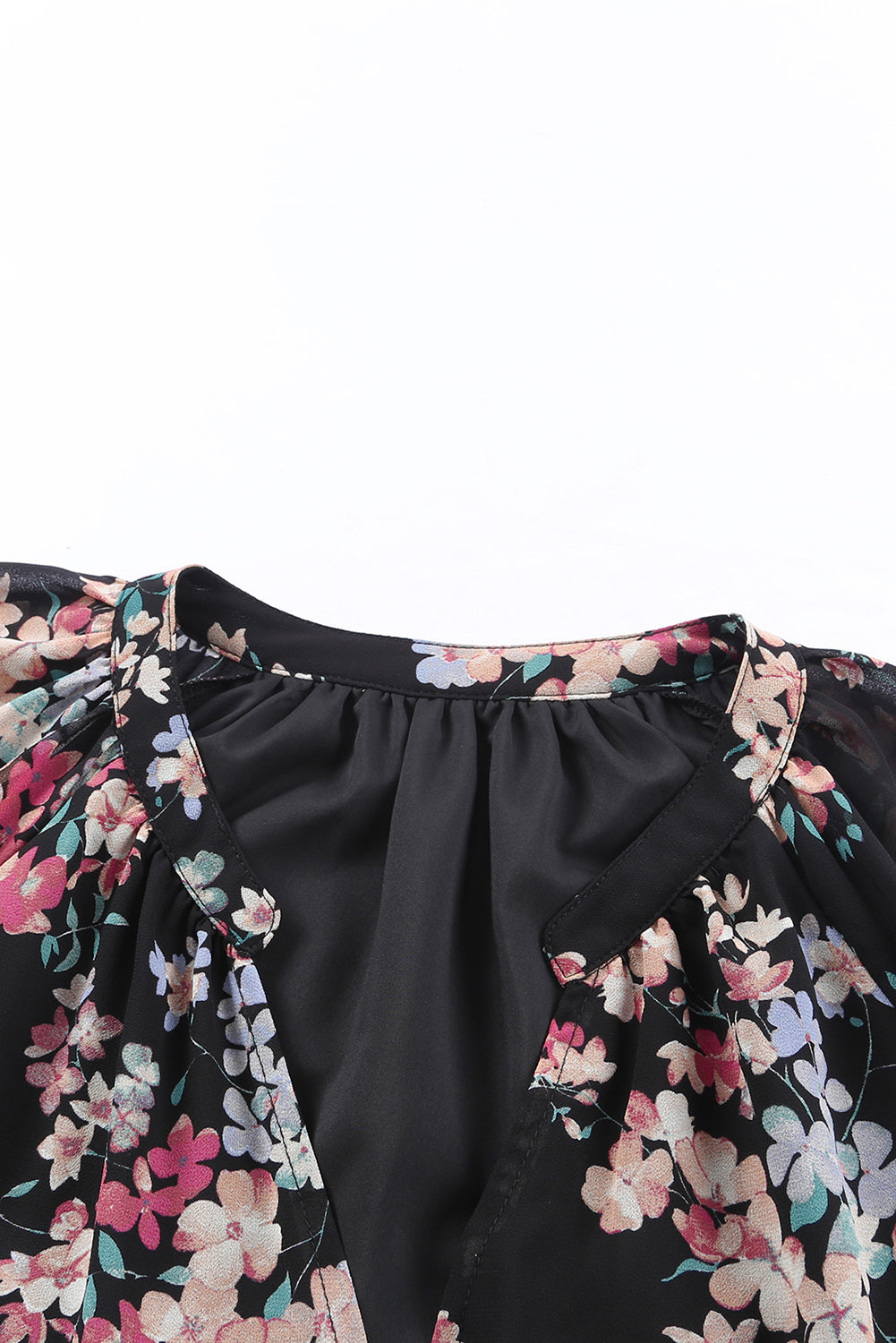 Black Plus Size Floral Print Lace Splicing Short Sleeve Blouse