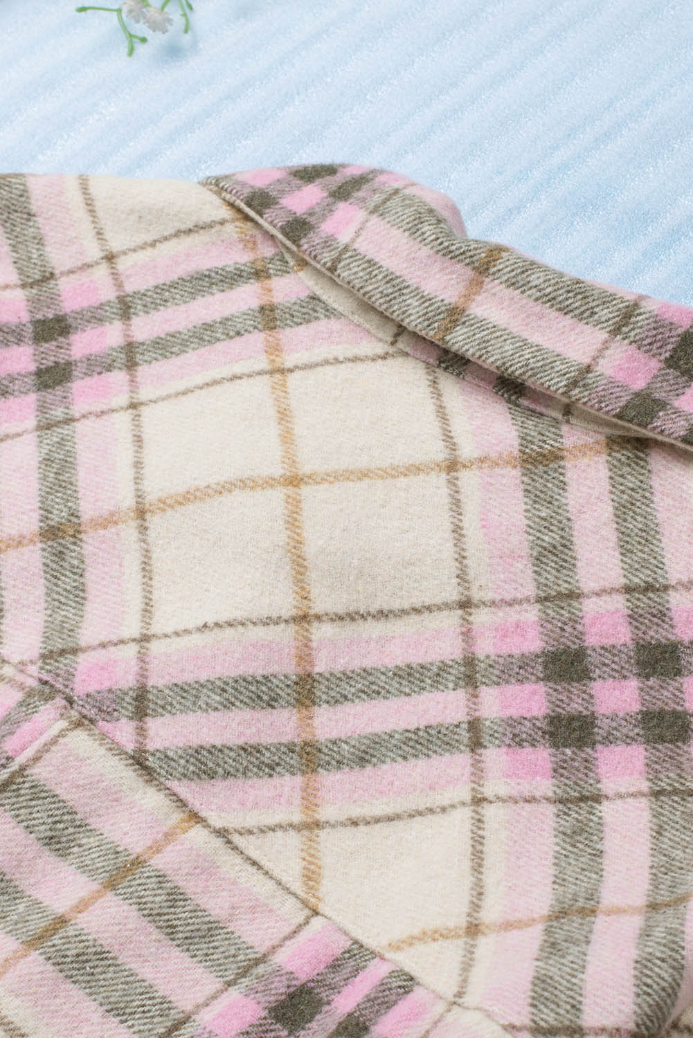 Pocketed Button-up Long Sleeve Plaid Jacket