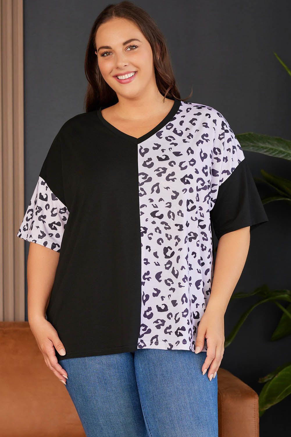 White Plus Size Leopard Patchwork Short Sleeve Top