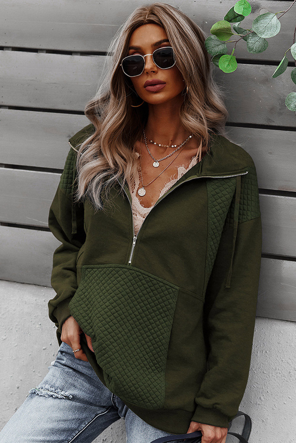 Quilted Patch Half Zipper Sweatshirt