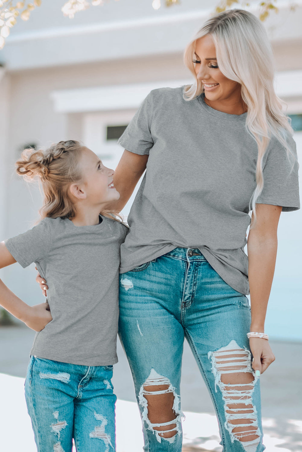 White Plain Crew Neck Short Sleeve Tee