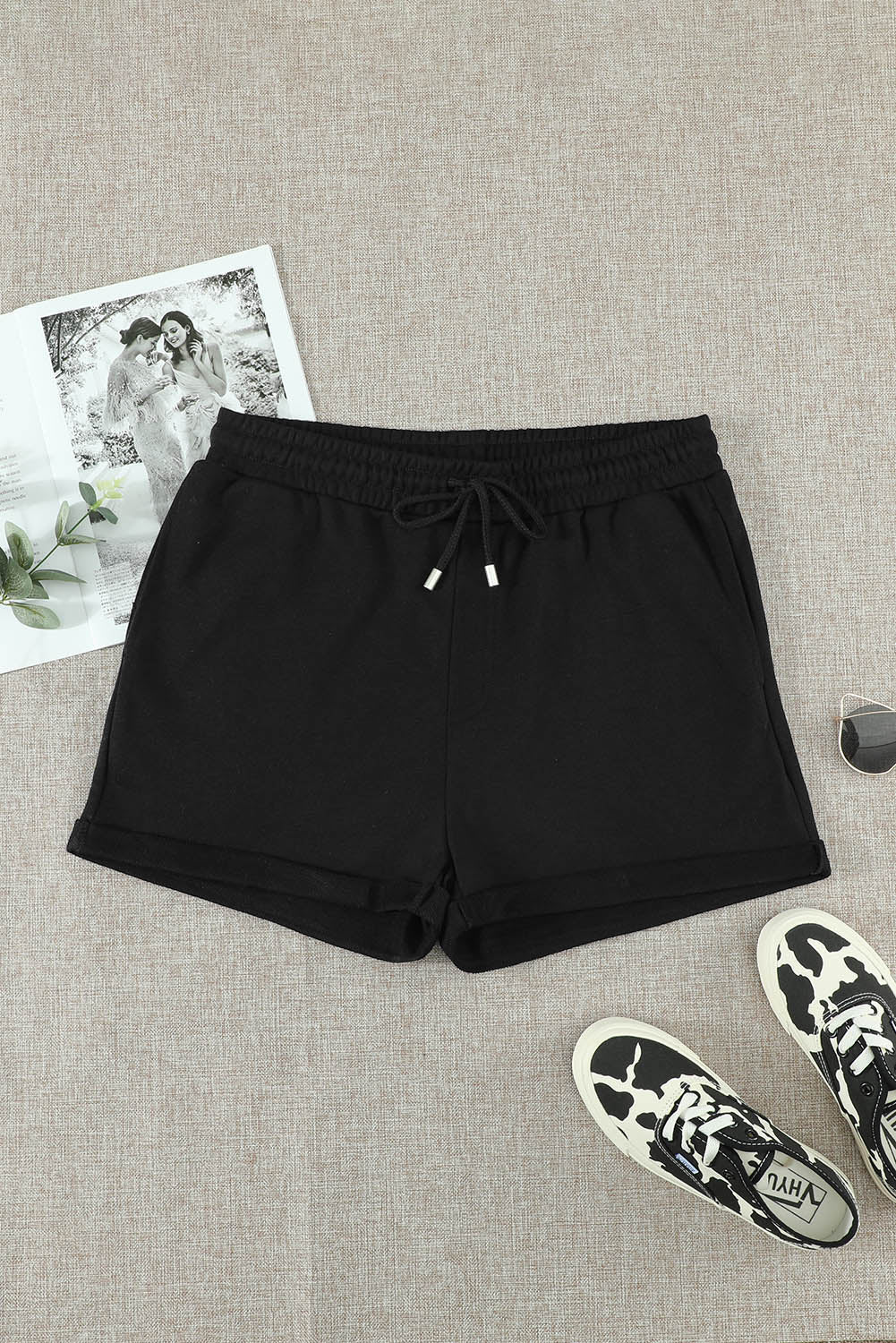 Green Tie Waist Side Pockets Cuffed Lounge Shorts