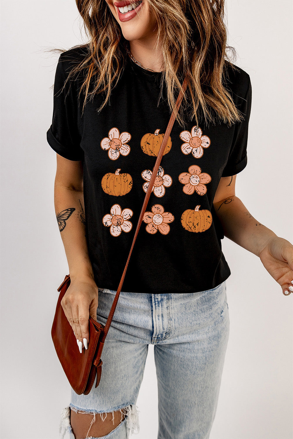 Black Pumpkin Flower Print Short Sleeve Graphic Top