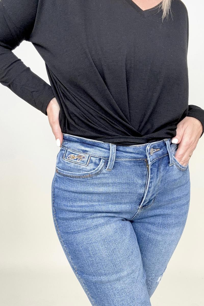 Embroidered Boyfriend Jeans with Side Seam Stitch