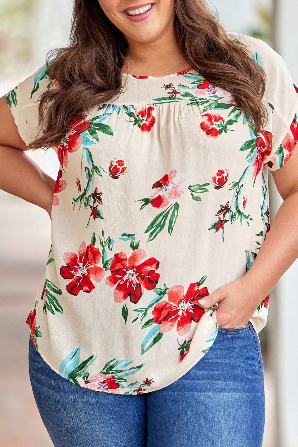 Beige Plus Size Floral Print T-shirt