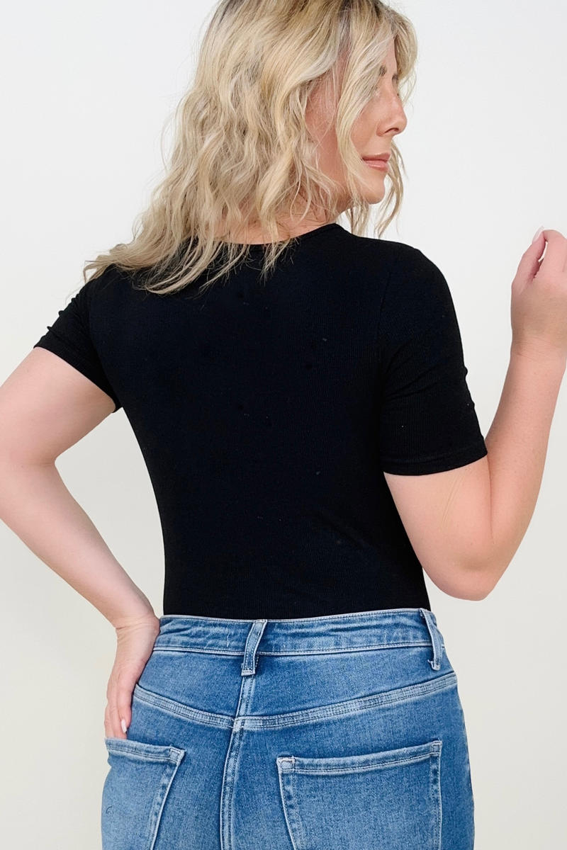 Ribbed Built-In Bra Short Sleeve Bodysuit