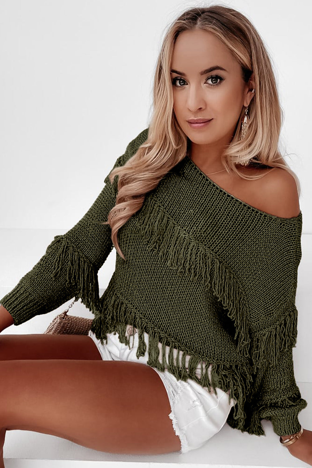 Black Boho Tasseled Knitted Sweater