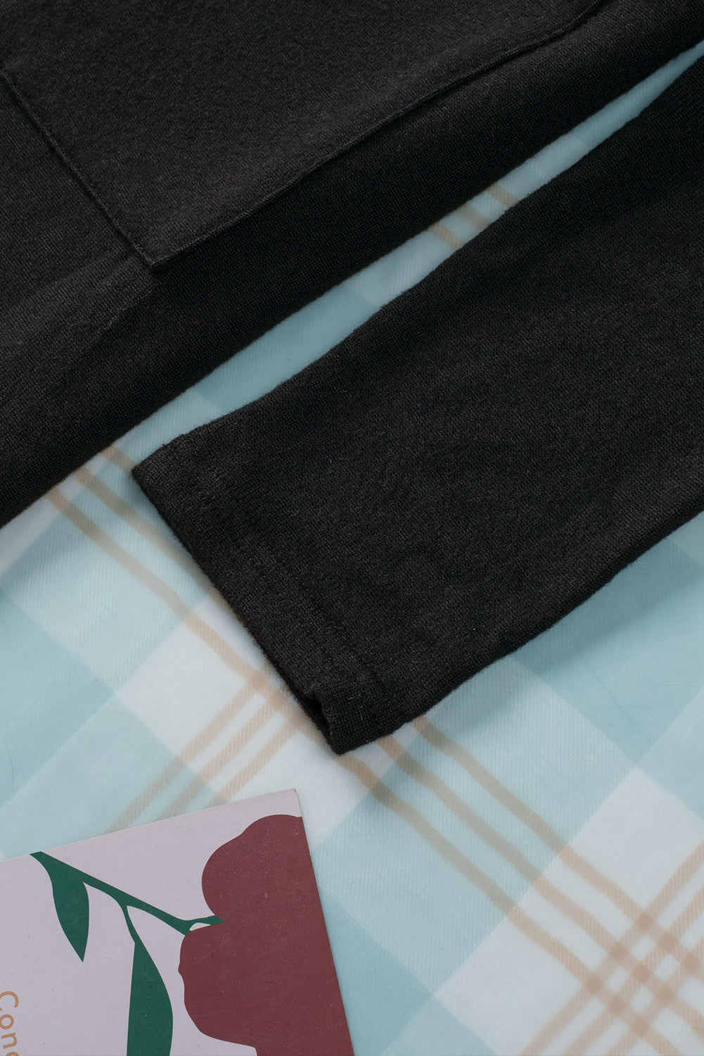 Black Leopard Print Patchwork Pocket Cardigan