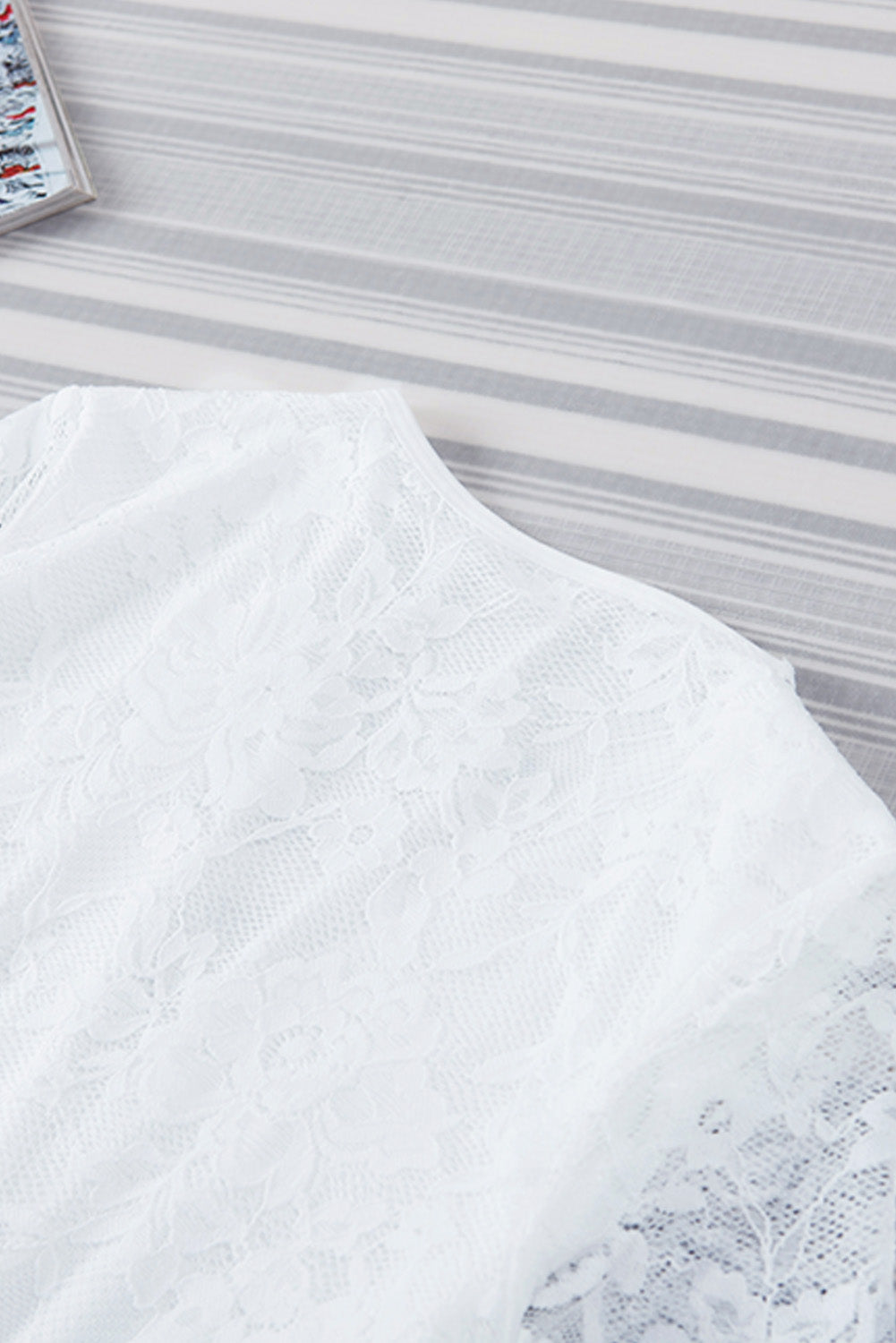 White Lace Scalloped V Neck Wrap Short Sleeve Bodysuit