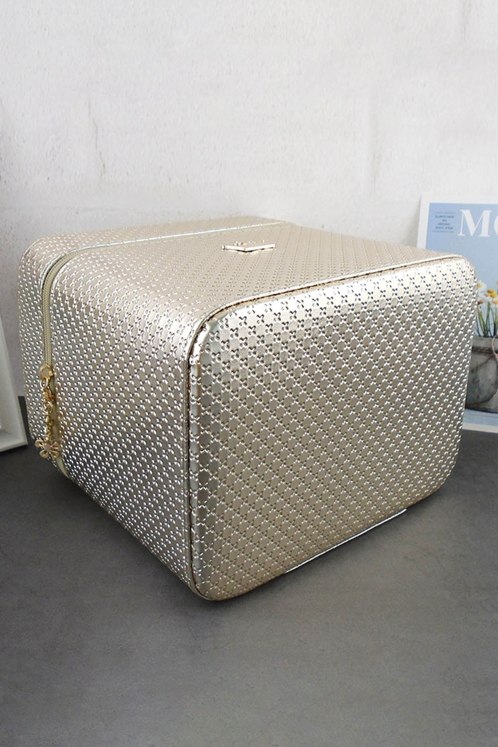 Gold Luxury Large Capacity Professional Cosmetic Bag