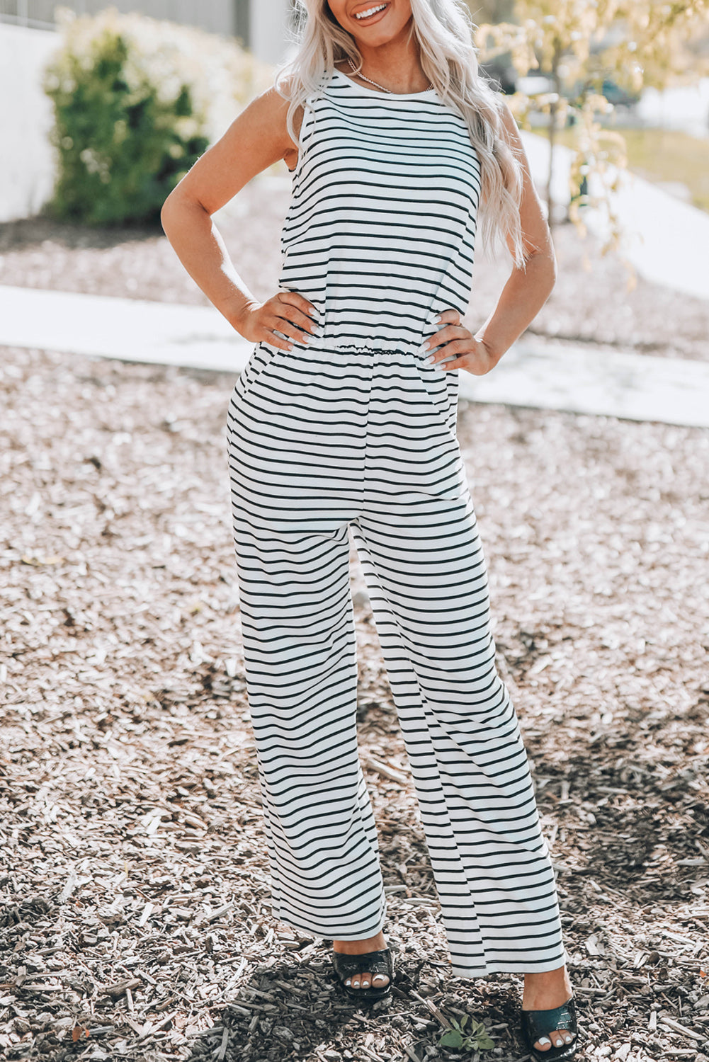 White Striped Print Pocketed Sleeveless Jumpsuit