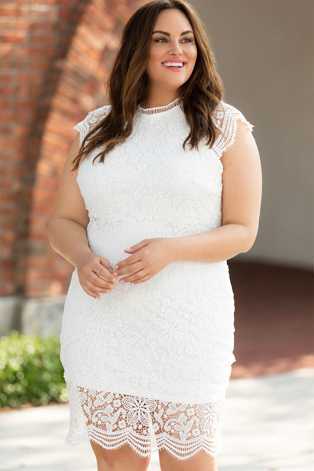 White Plus Size Lace Cap Sleeves Bodycon Midi Dress