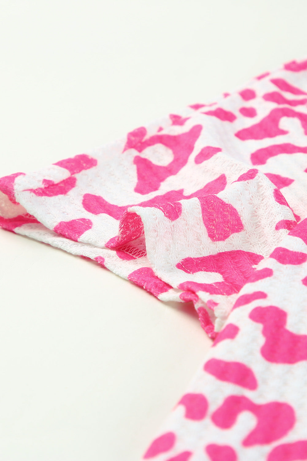 Rose Leopard Print Textured Knit Short Sleeve Plus Size T Shirt