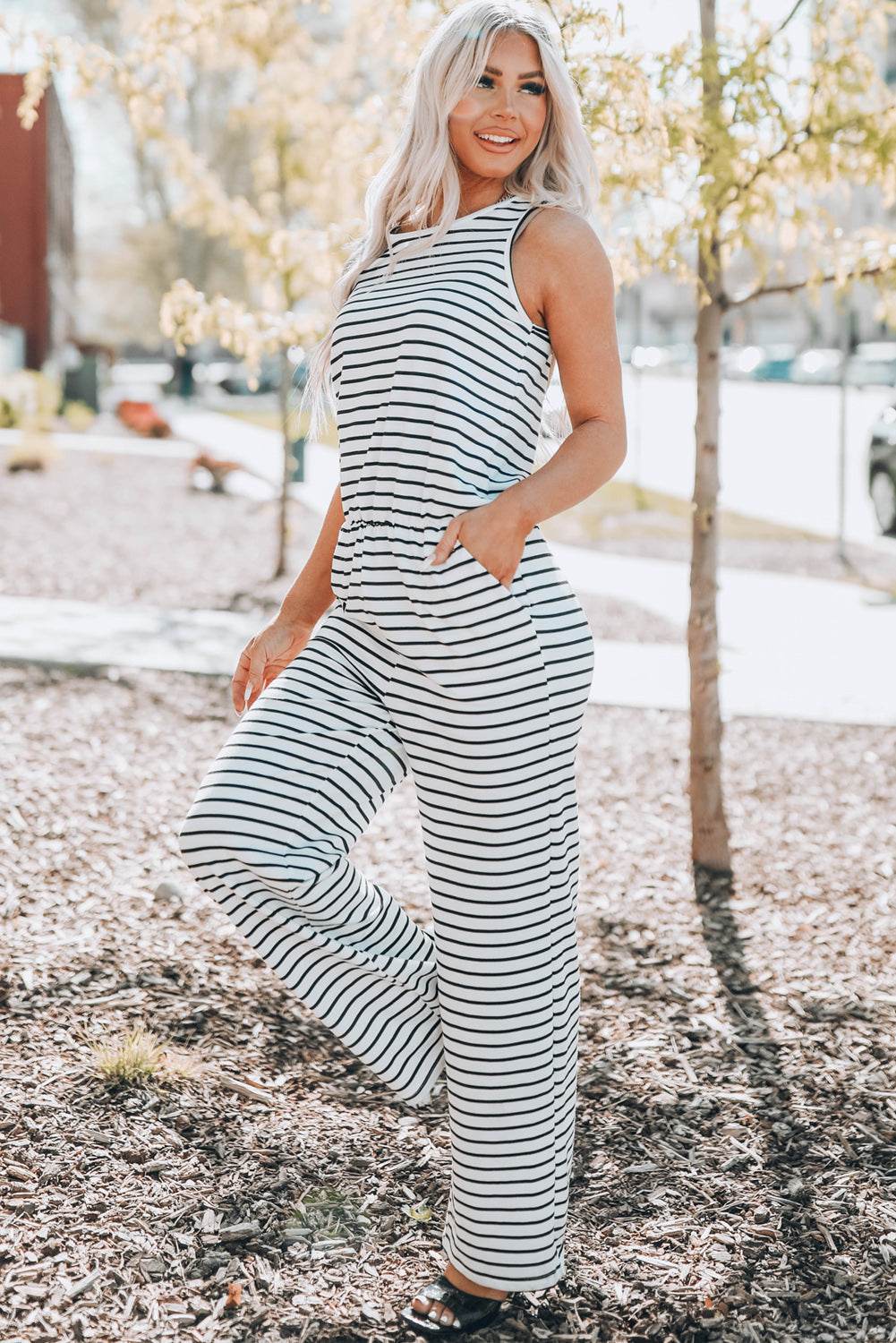 White Striped Print Pocketed Sleeveless Jumpsuit