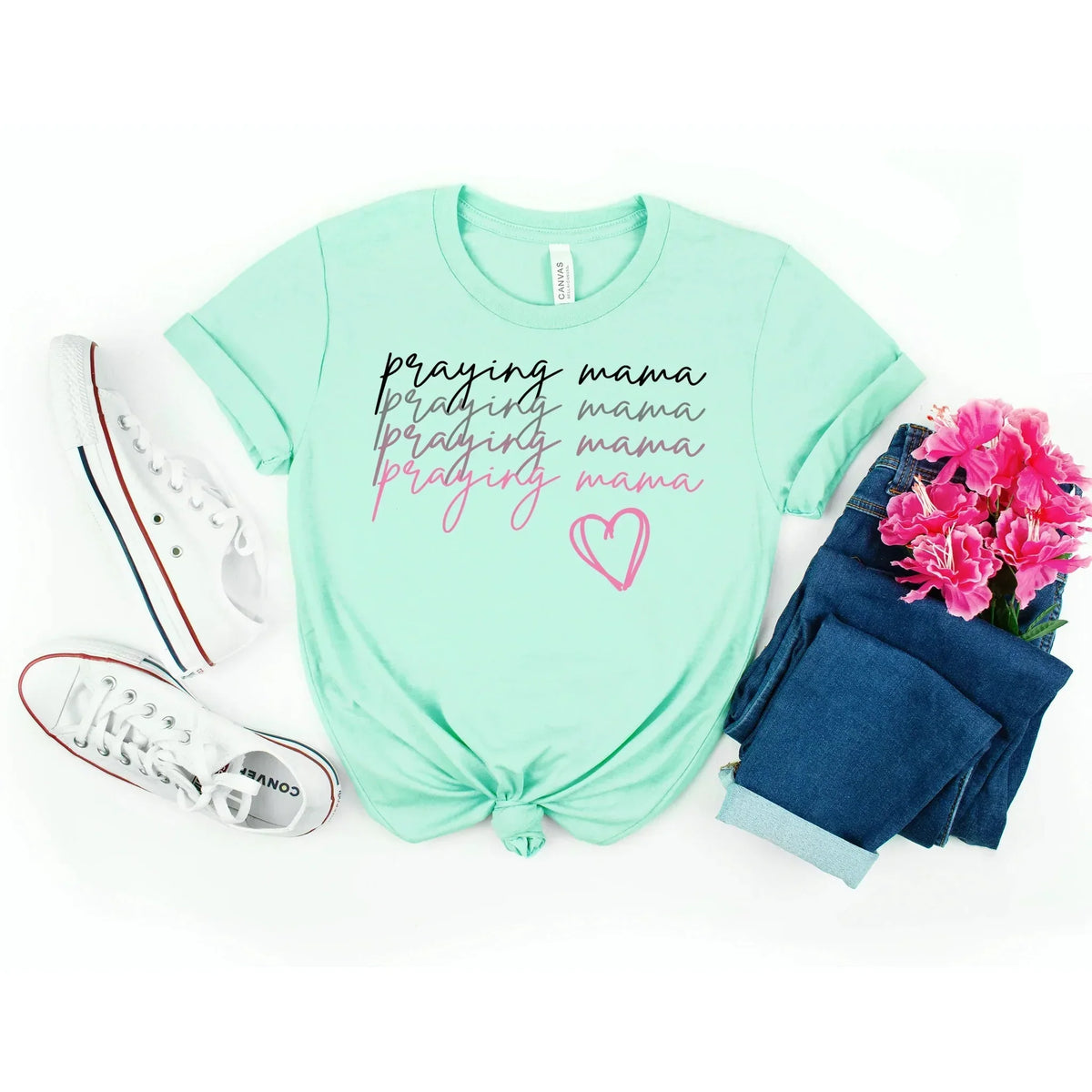 Praying mama Graphic tee