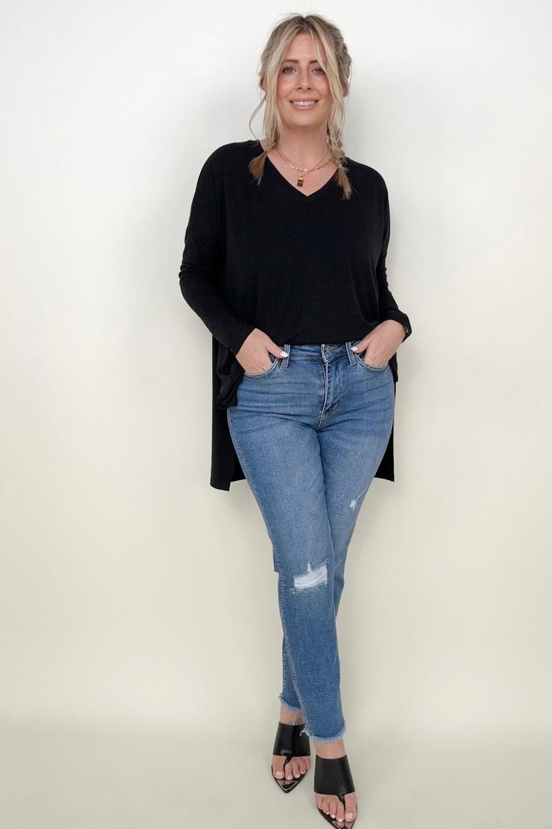 Embroidered Boyfriend Jeans with Side Seam Stitch