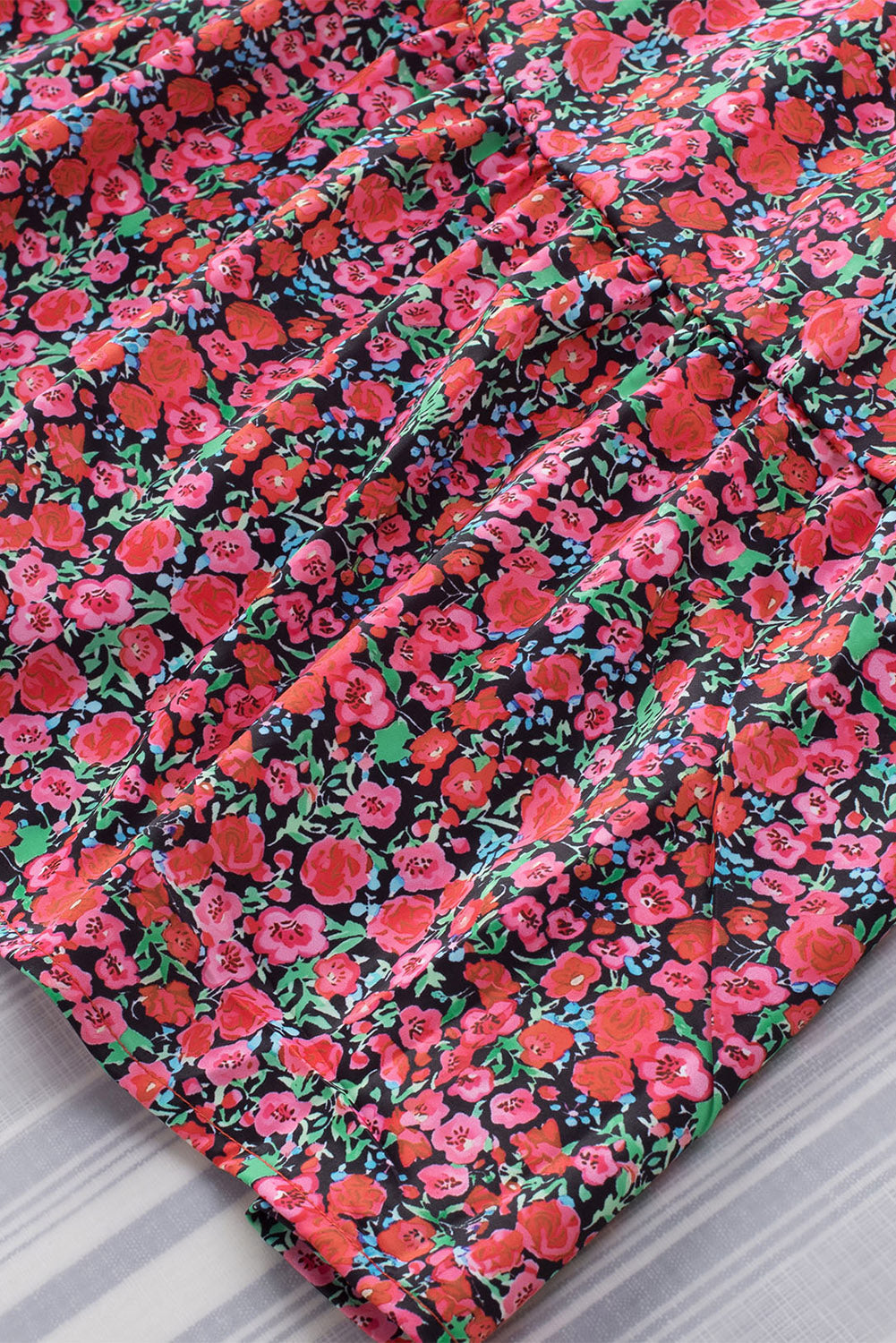Red Vintage Puff Sleeve Side Pockets Floral Dress