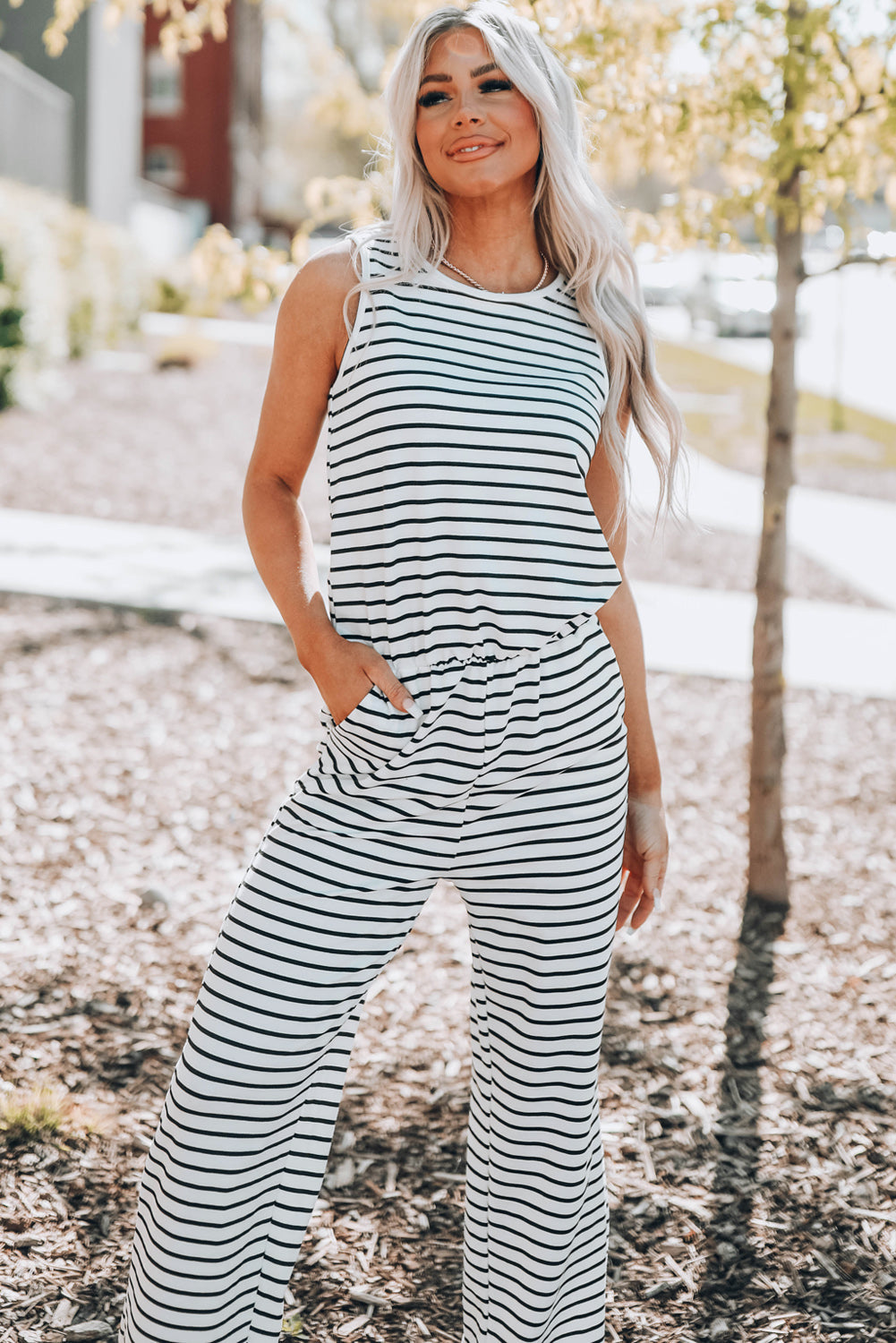 White Striped Print Pocketed Sleeveless Jumpsuit