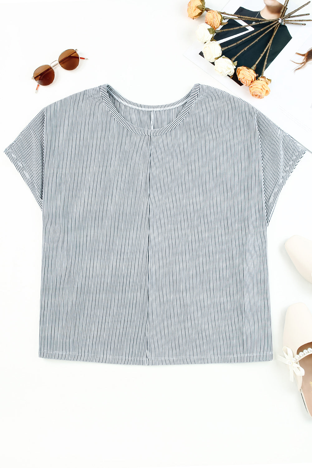 Gray Ribbed Knit Round Neck Relaxed Tee