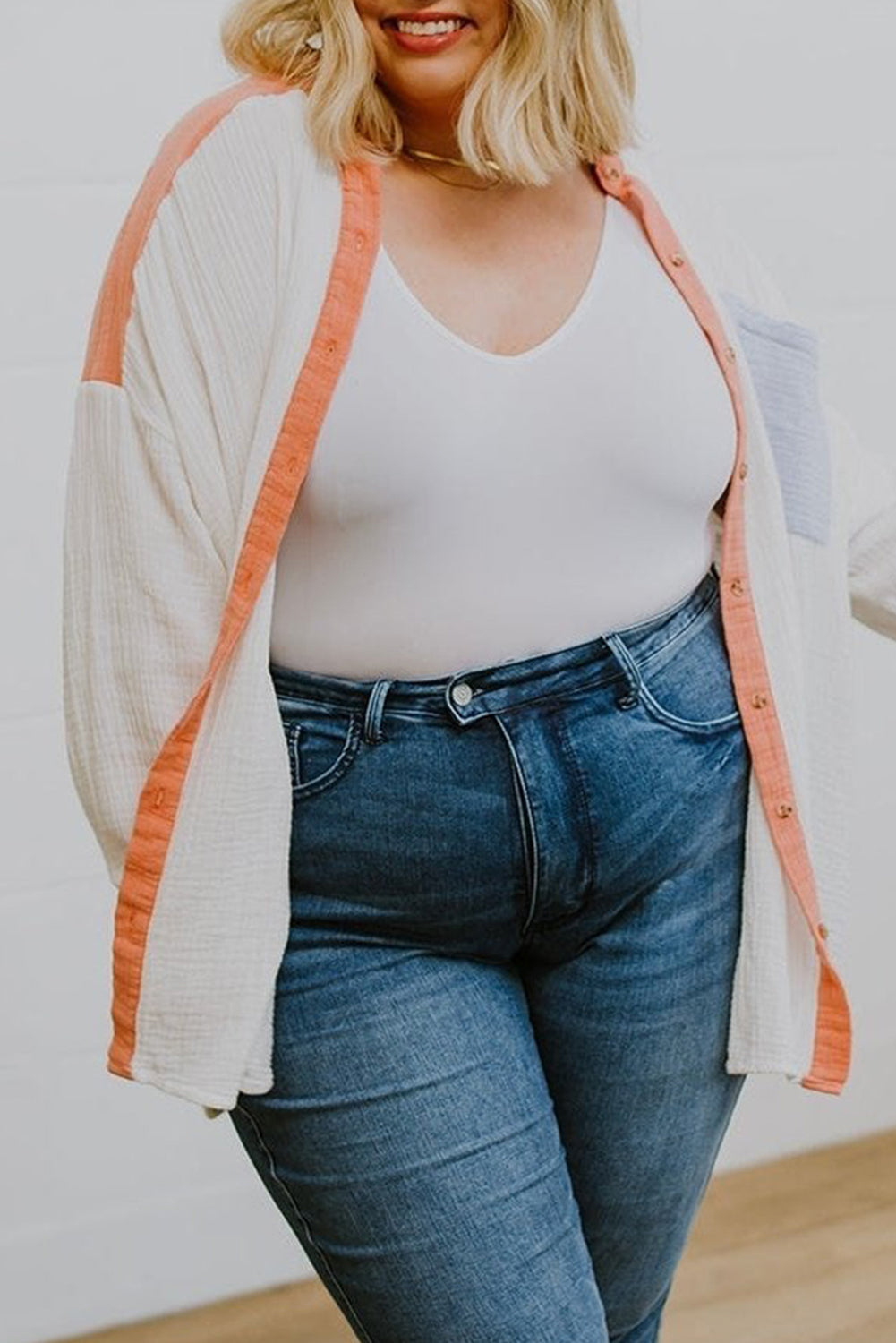 White Crinkle Colorblock Chest Pocket Plus Size Shirt