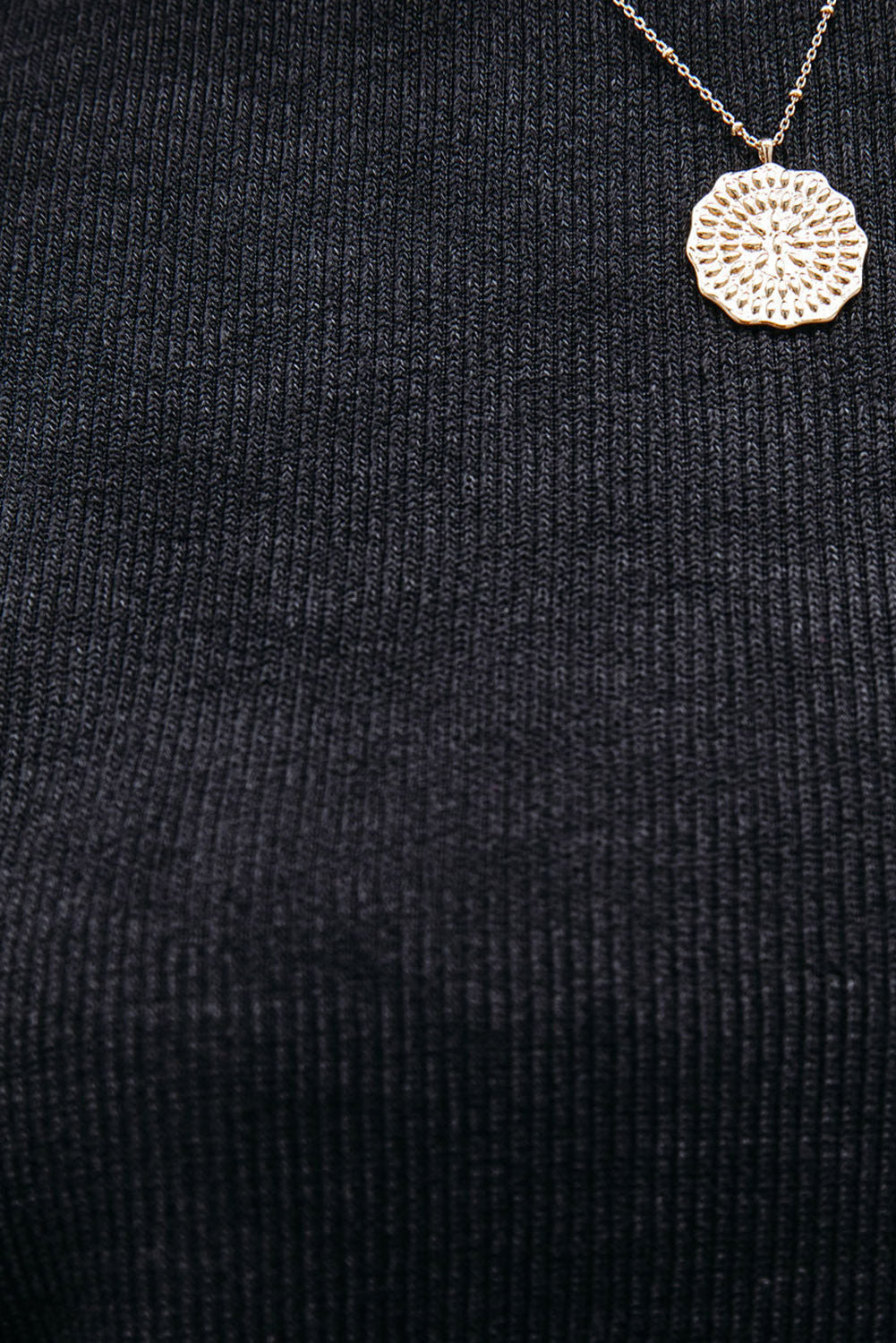 Black Solid Puff Sleeve Ribbed Knit Top