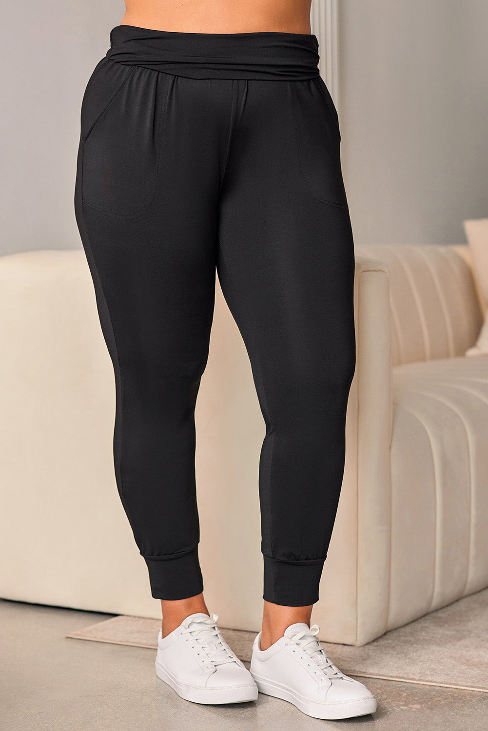 Black High Waist Pleated Pocket Leggings