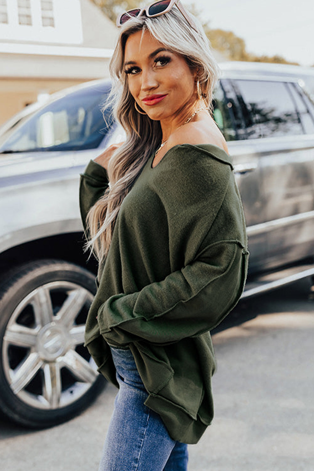 Green Expose Seam Detail Split Neck Long Sleeve Top