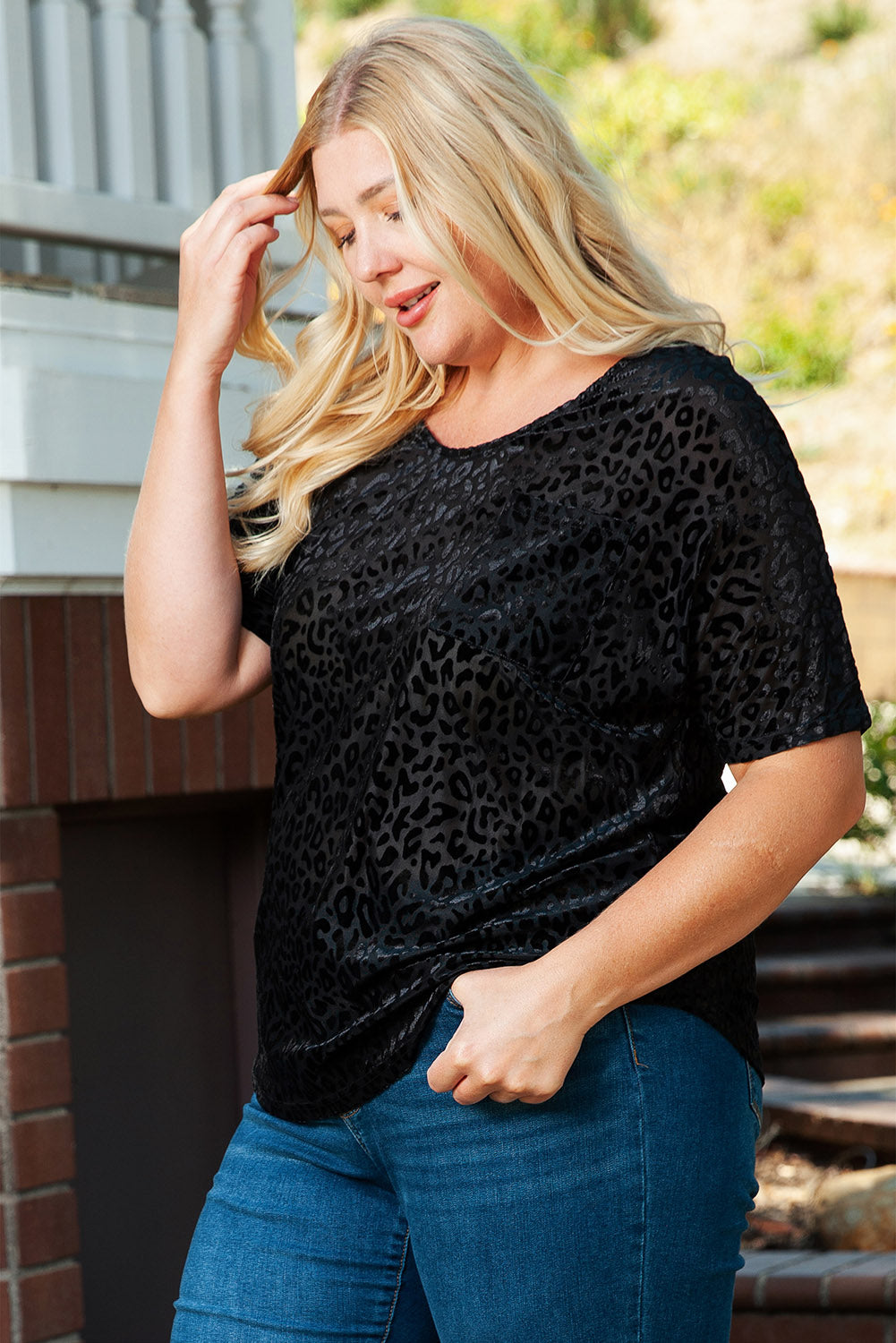 Black Plus Size Leopard Emboss V Neck Top