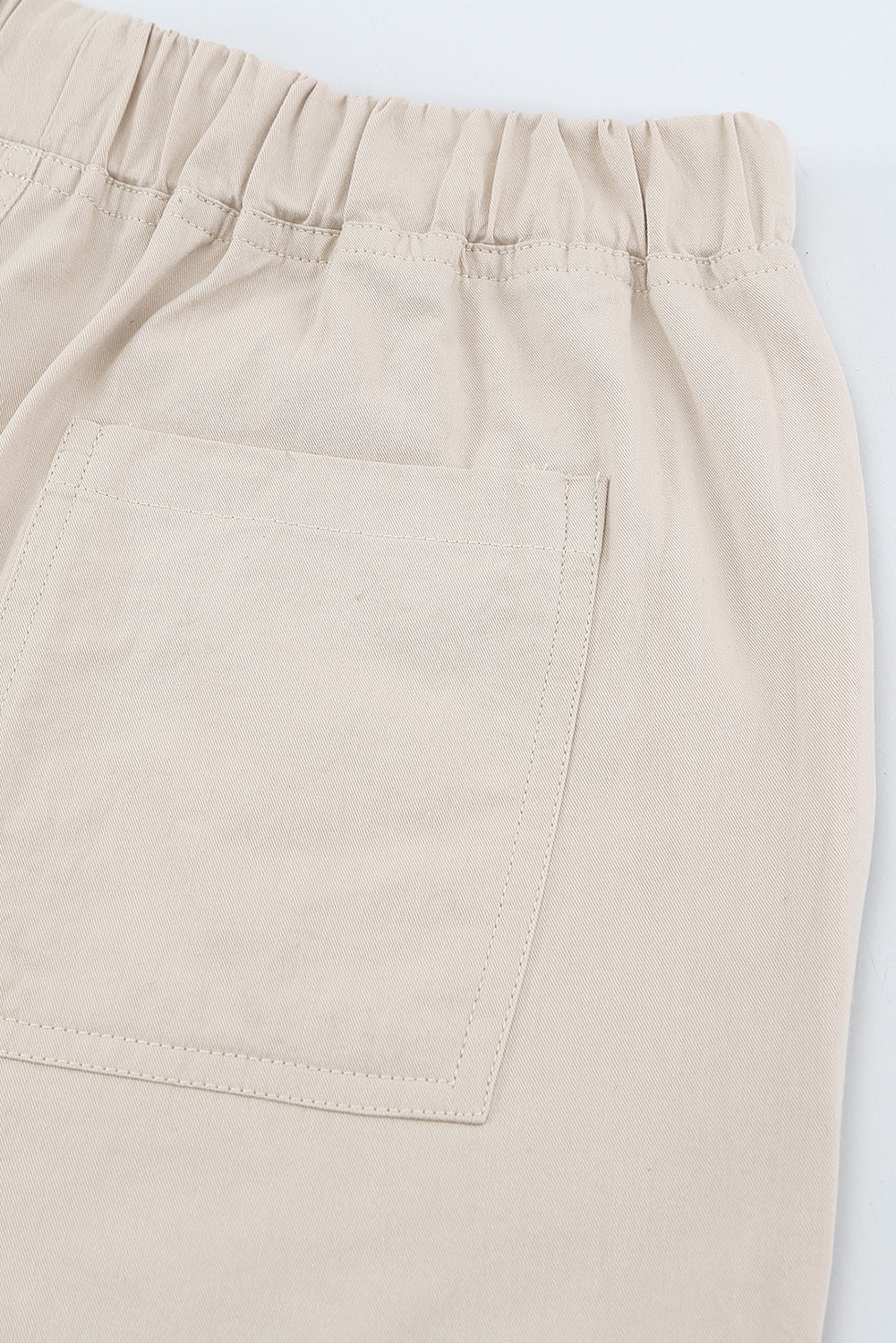 Khaki Solid Color Drawstring Frayed Hem Pocketed Shorts