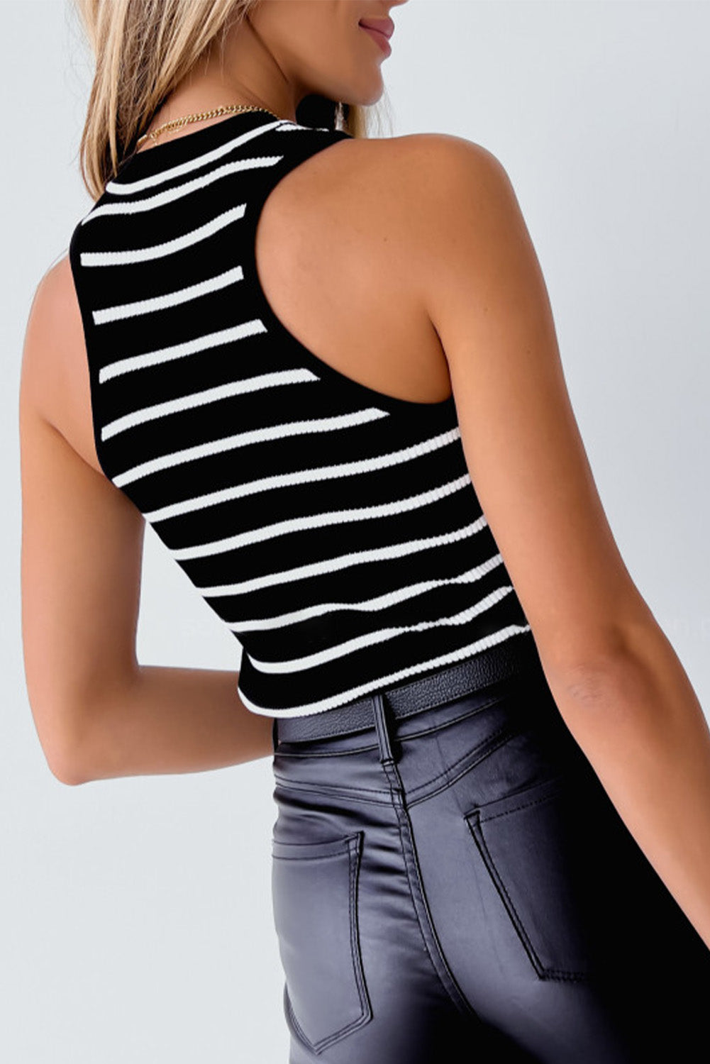 Apricot Striped Print Ribbed O-neck Sleeveless Top