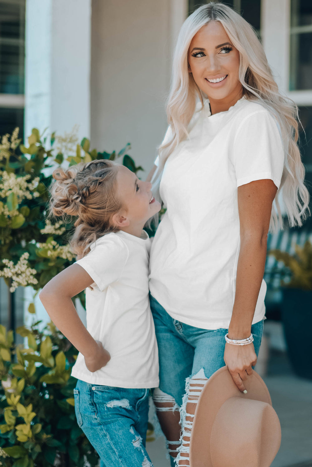 White Plain Crew Neck Short Sleeve Tee