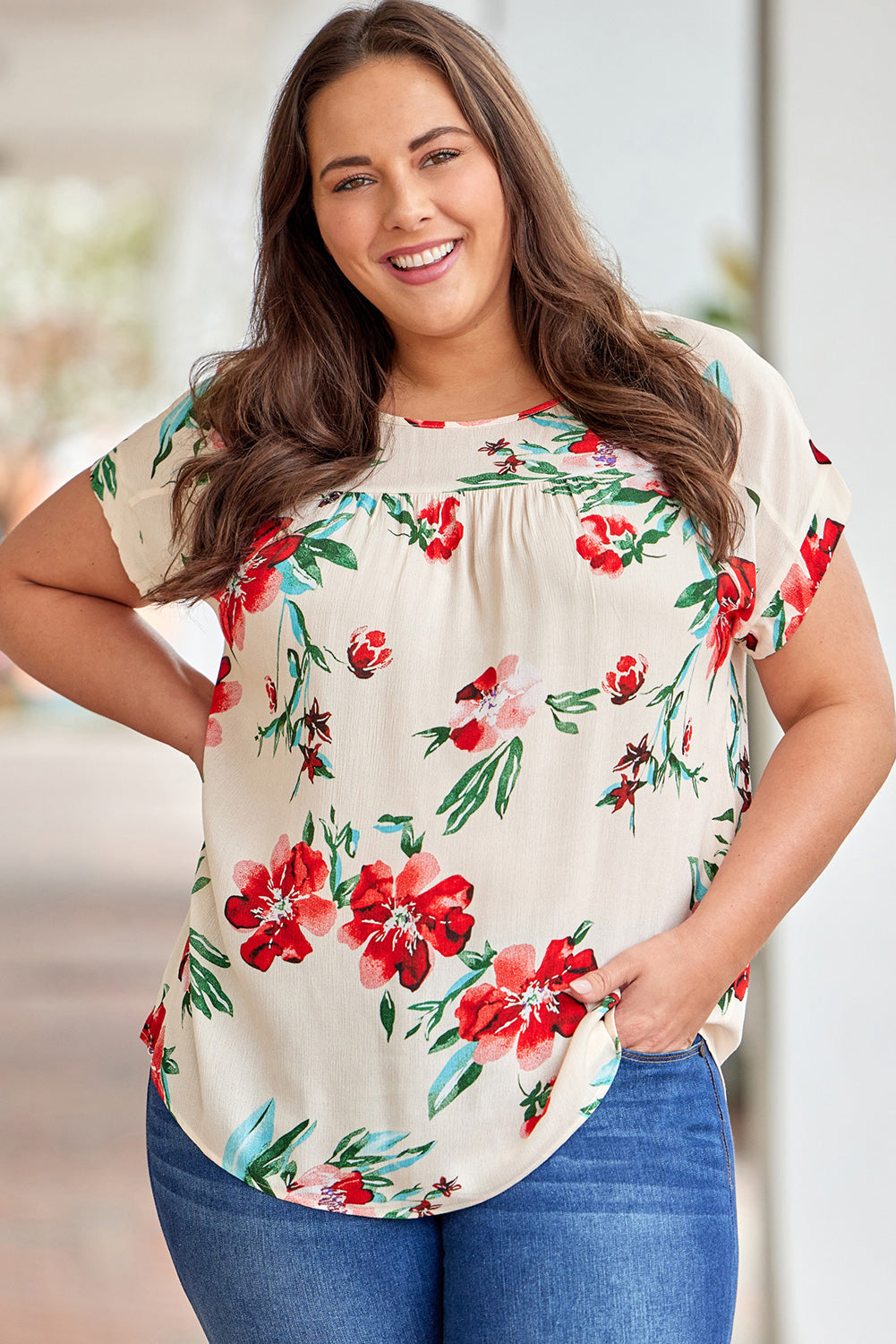 Beige Plus Size Floral Print T-shirt