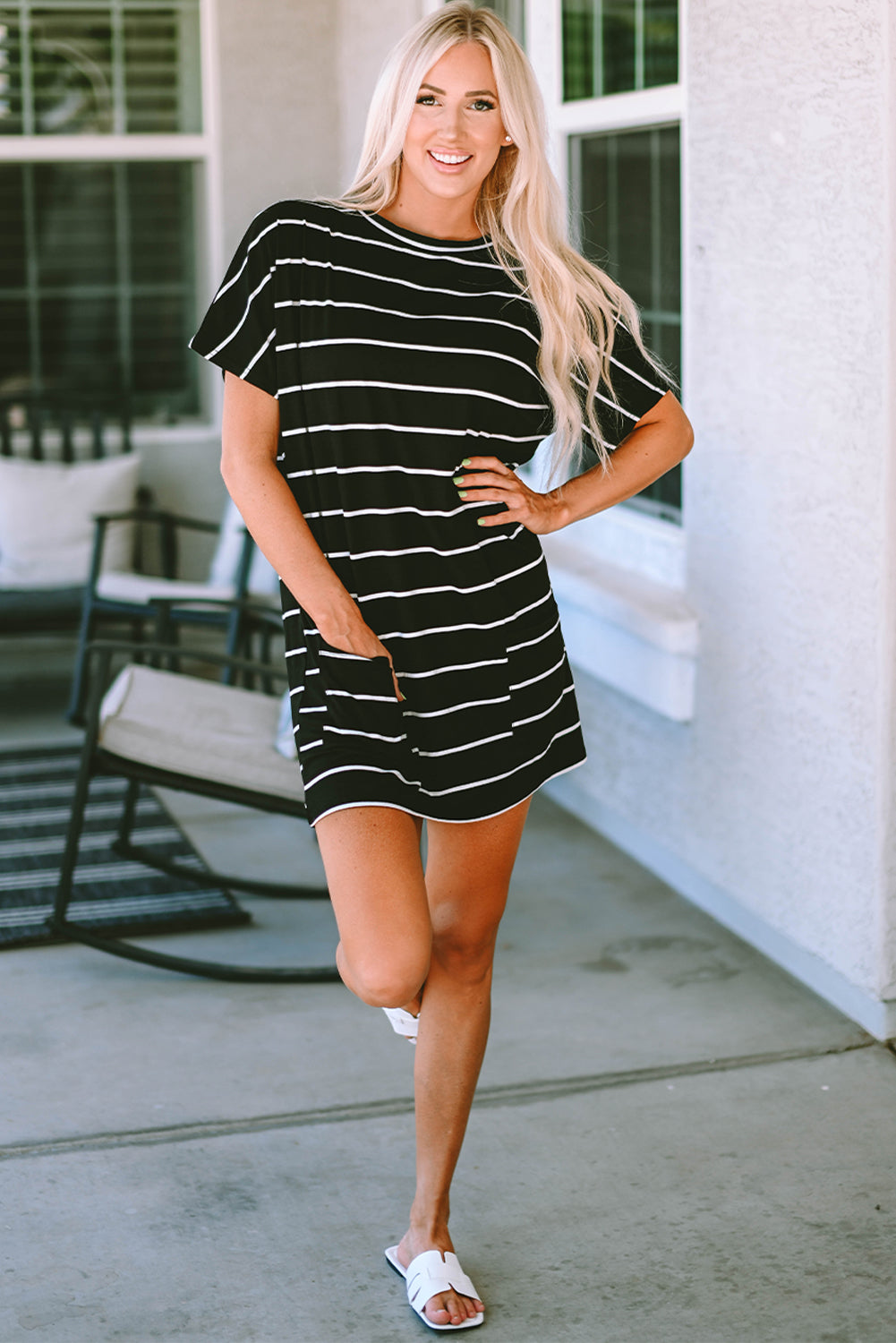 Black Striped Print Side Pockets Short Sleeve Tunic Top