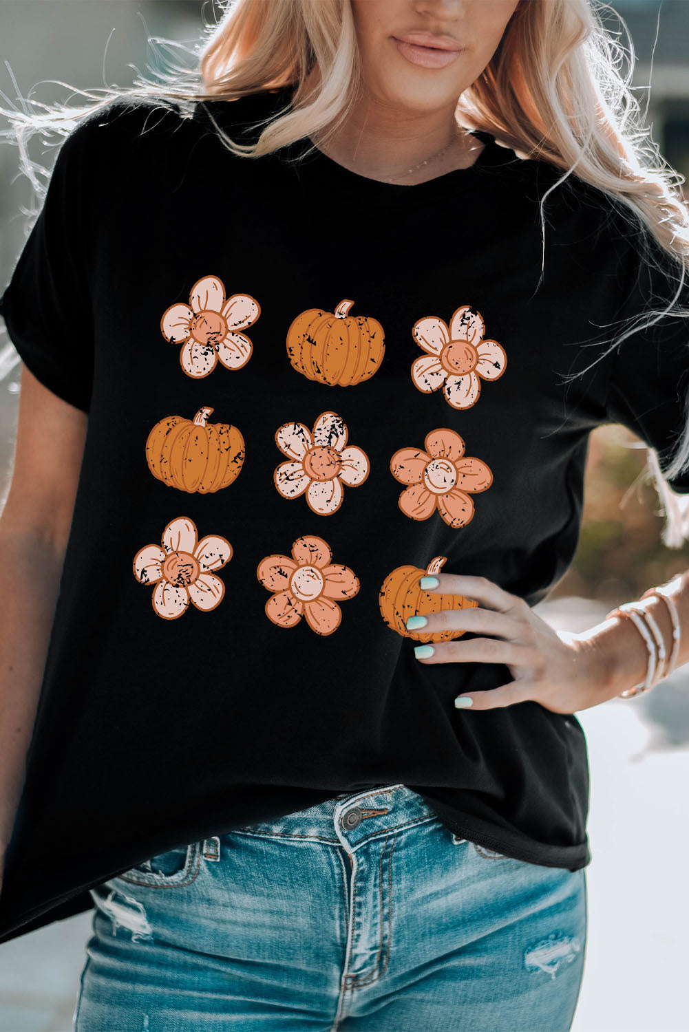 Black Pumpkin Flower Print Short Sleeve Graphic Top