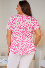 Rose Leopard Print Textured Knit Short Sleeve Plus Size T Shirt